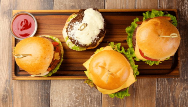 Sliders vs. Burgers: What's the Difference and Which Should You Choose?